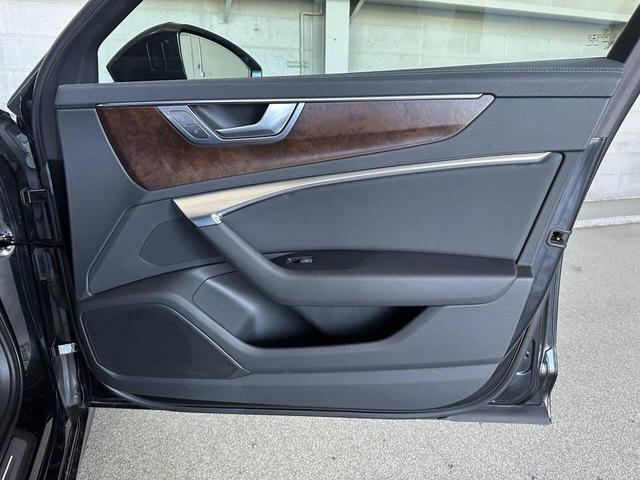 Photo of 2019 Black Audi A6