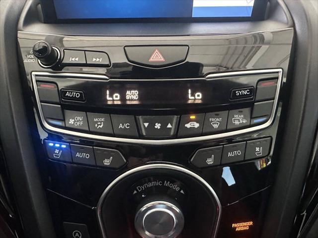 Photo of 2019 White Acura RDX