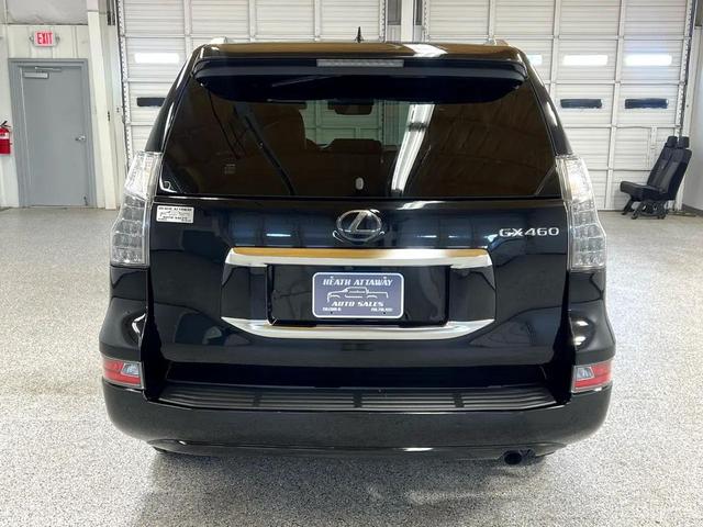Photo of 2022 Black Lexus GX 460