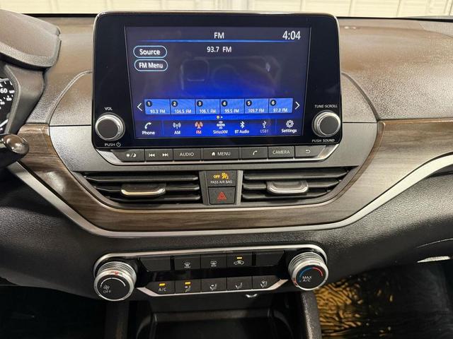 Photo of 2024 Brilliant Silver Metallic Nissan Altima