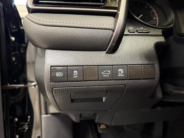 Photo of 2023 Midnight Black Toyota Camry