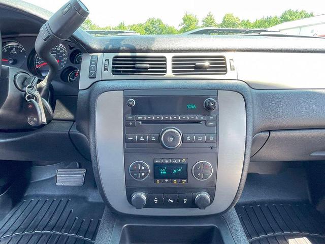 Photo of 2014 Blue Topaz Metallic Chevrolet Silverado 3500