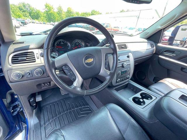 Photo of 2014 Blue Topaz Metallic Chevrolet Silverado 3500