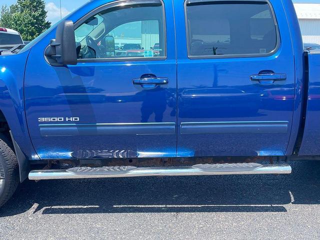 Photo of 2014 Blue Topaz Metallic Chevrolet Silverado 3500