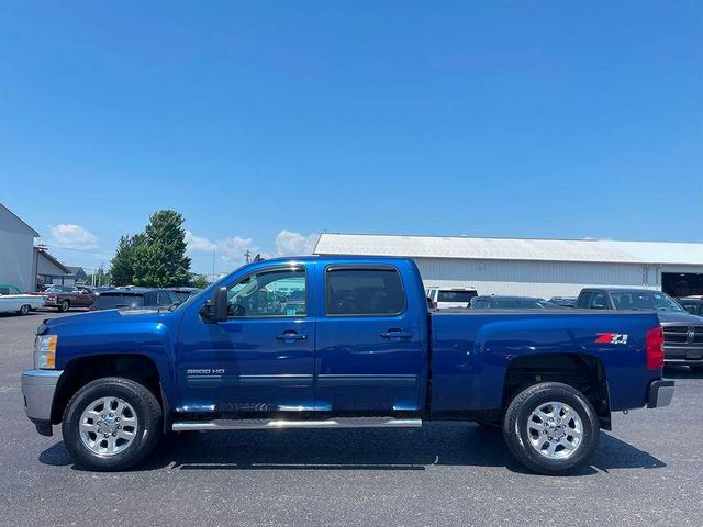 Photo of 2014 Blue Topaz Metallic Chevrolet Silverado 3500