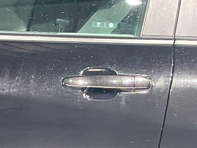 Photo of 2023 Mosaic Black Metallic Chevrolet Equinox