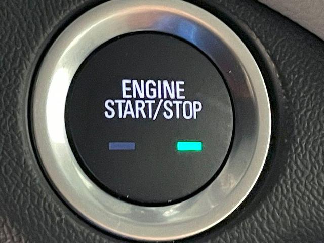 Photo of 2023 Mosaic Black Metallic Chevrolet Equinox
