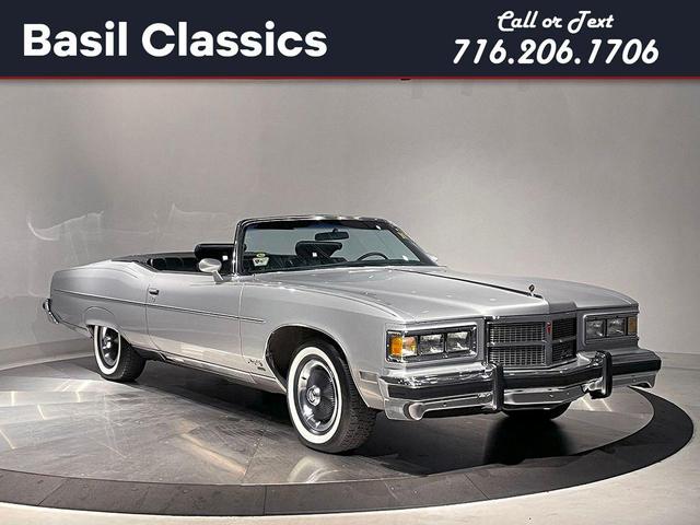 Photo of 1975 Gray Pontiac Grand Ville