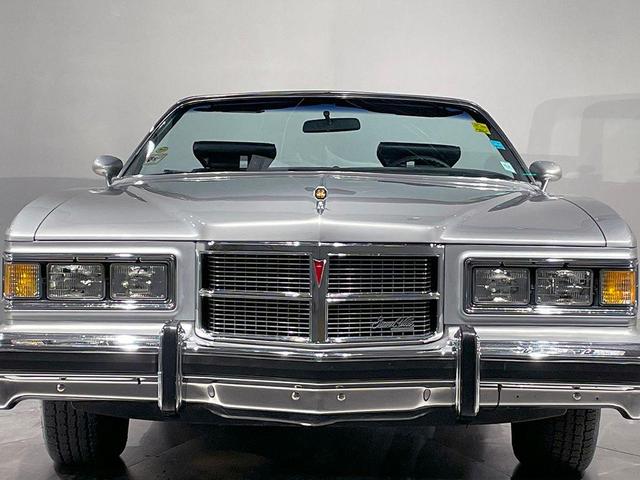 Photo of 1975 Gray Pontiac Grand Ville