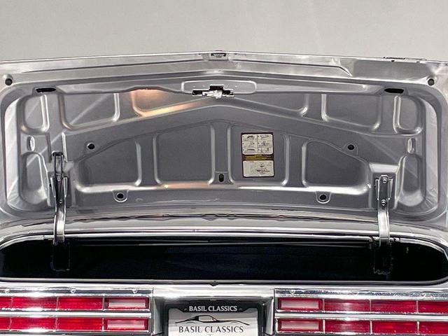 Photo of 1975 Gray Pontiac Grand Ville