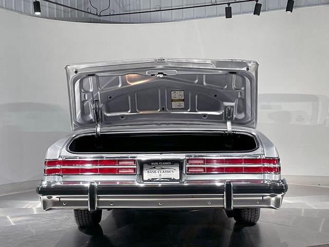 Photo of 1975 Gray Pontiac Grand Ville