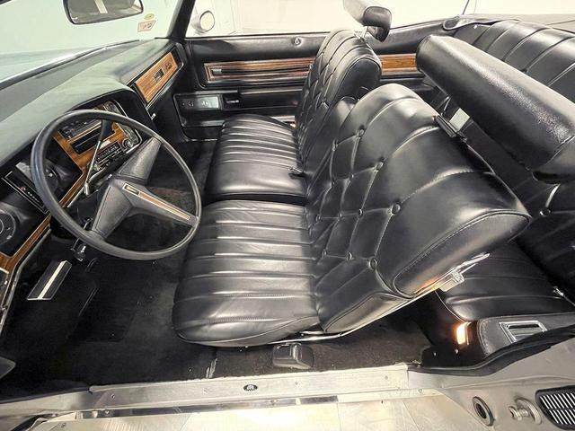 Photo of 1975 Gray Pontiac Grand Ville