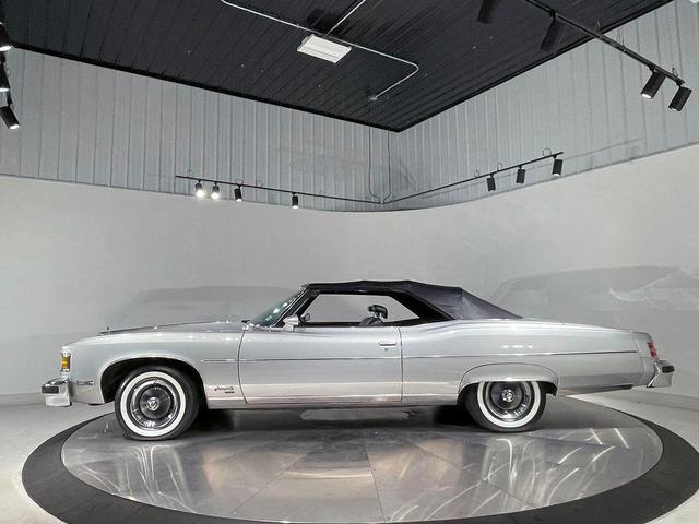 Photo of 1975 Gray Pontiac Grand Ville