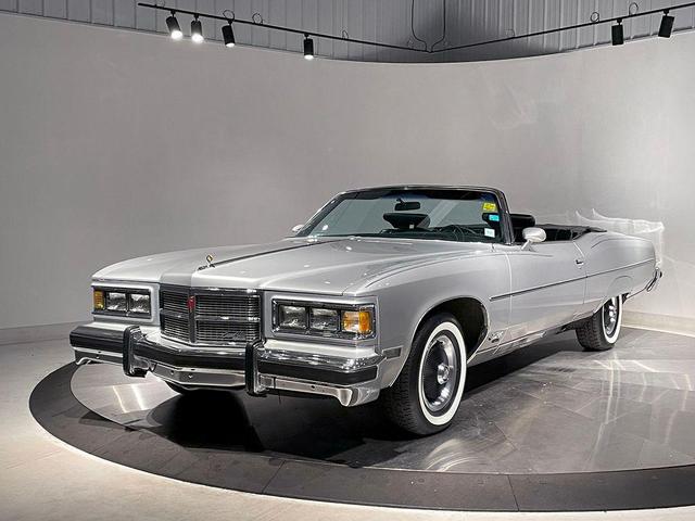 Photo of 1975 Gray Pontiac Grand Ville