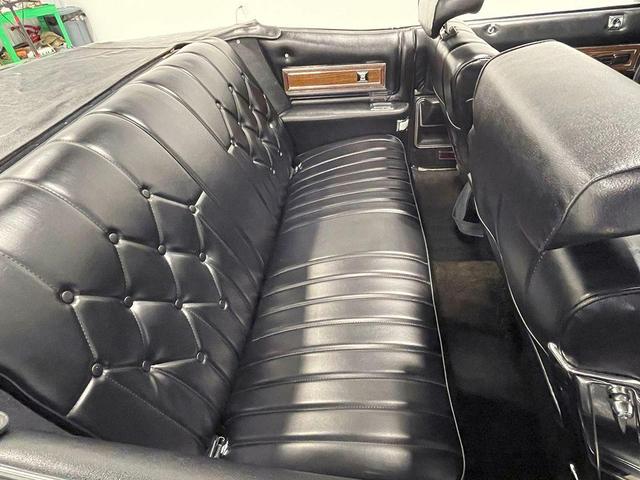 Photo of 1975 Gray Pontiac Grand Ville
