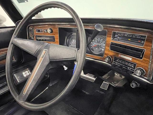 Photo of 1975 Gray Pontiac Grand Ville