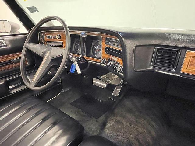 Photo of 1975 Gray Pontiac Grand Ville