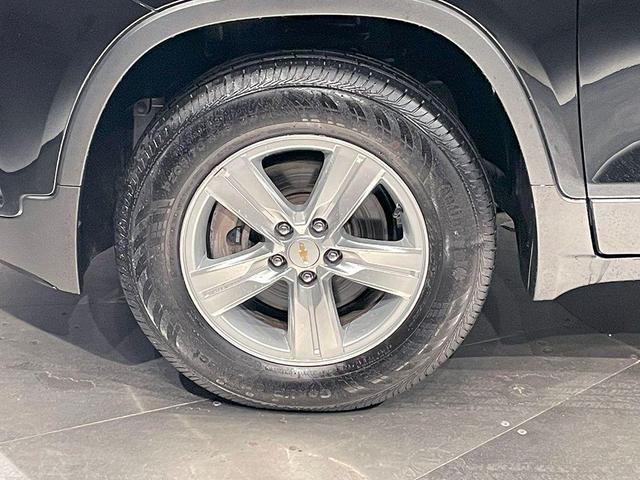 Photo of 2022 Mosaic Black Metallic Chevrolet Trax