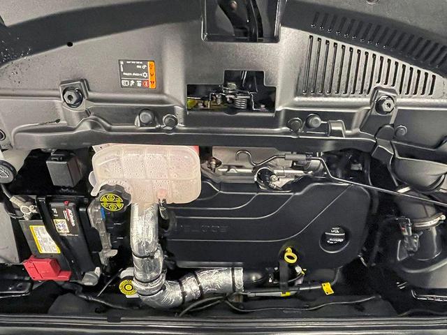 Photo of 2022 Mosaic Black Metallic Chevrolet Trax