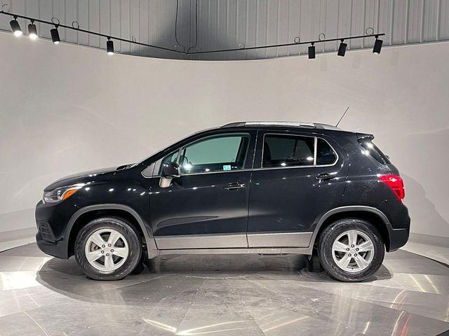 Photo of 2022 Mosaic Black Metallic Chevrolet Trax