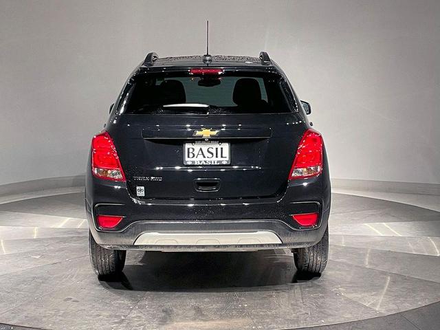Photo of 2022 Mosaic Black Metallic Chevrolet Trax