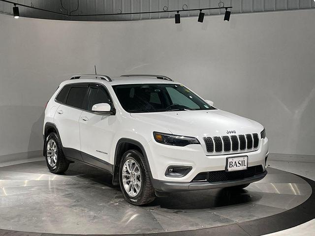 Photo of 2020 Bright White Clearcoat Jeep Cherokee