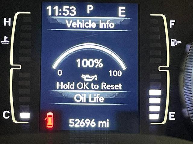 Photo of 2020 Bright White Clearcoat Jeep Cherokee