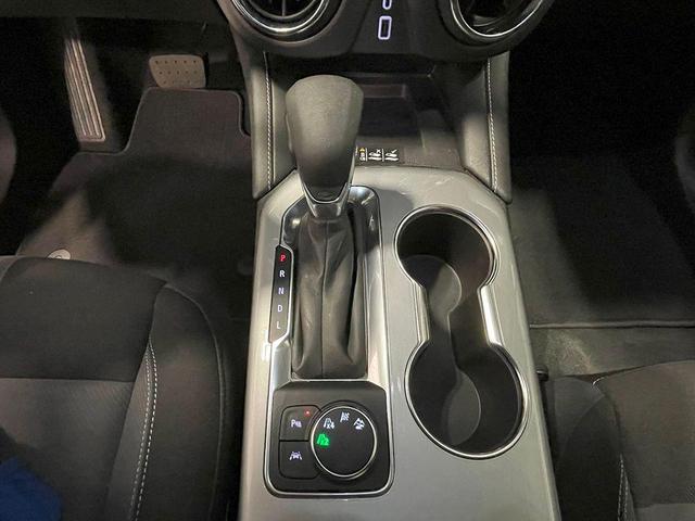 Photo of 2025 Summit White Chevrolet Blazer