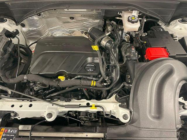Photo of 2023 Summit White Chevrolet Trailblazer