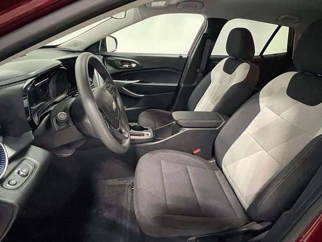 Photo of 2024 Crimson Metallic Chevrolet Trax