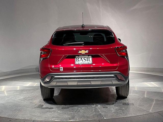 Photo of 2024 Crimson Metallic Chevrolet Trax