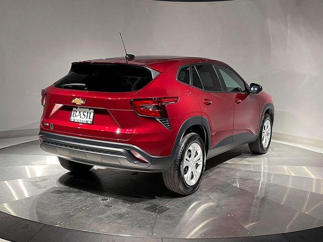 Photo of 2024 Crimson Metallic Chevrolet Trax