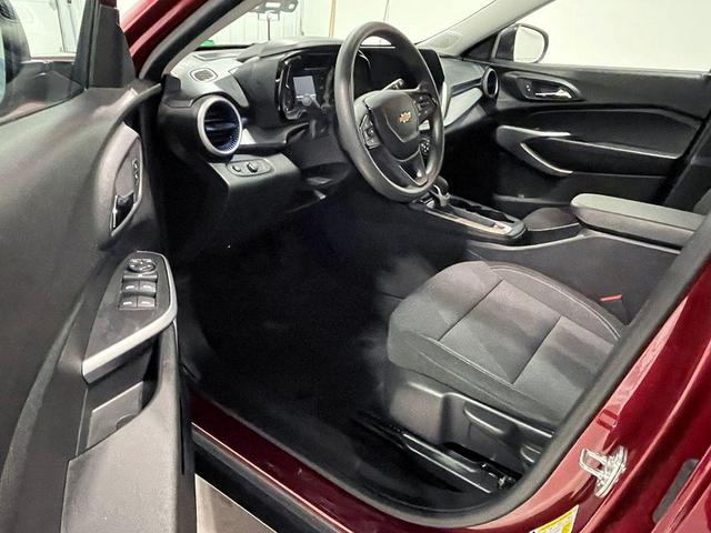 Photo of 2024 Crimson Metallic Chevrolet Trax