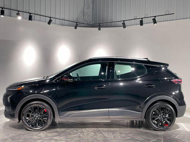 Photo of 2023 Mosaic Black Metallic Chevrolet Bolt EUV