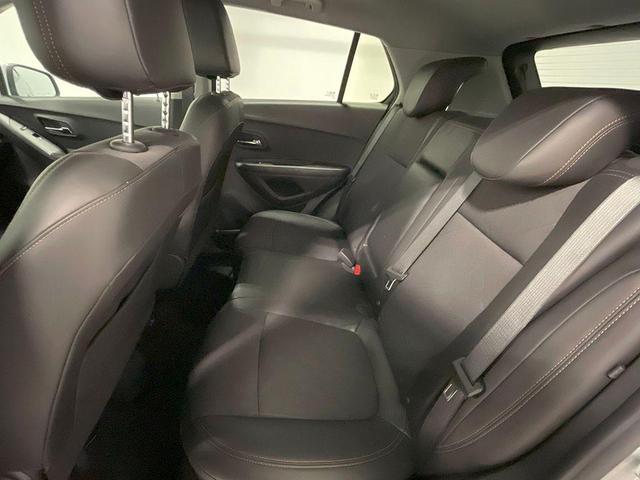 Photo of 2022 Silver Ice Metallic Chevrolet Trax