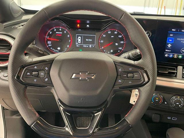 Photo of 2024 Summit White Chevrolet Trax