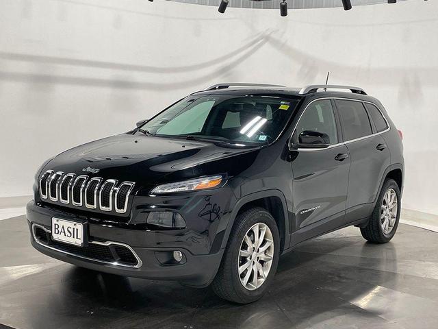 Photo of 2018 Diamond Black Jeep Cherokee