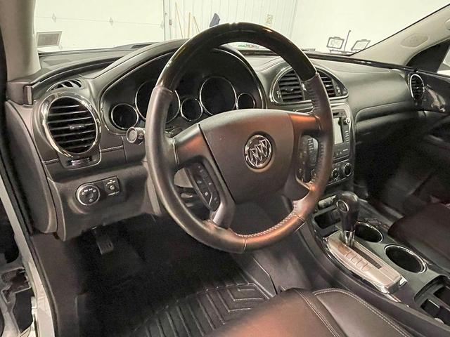 Photo of 2017 Summit White Buick Enclave
