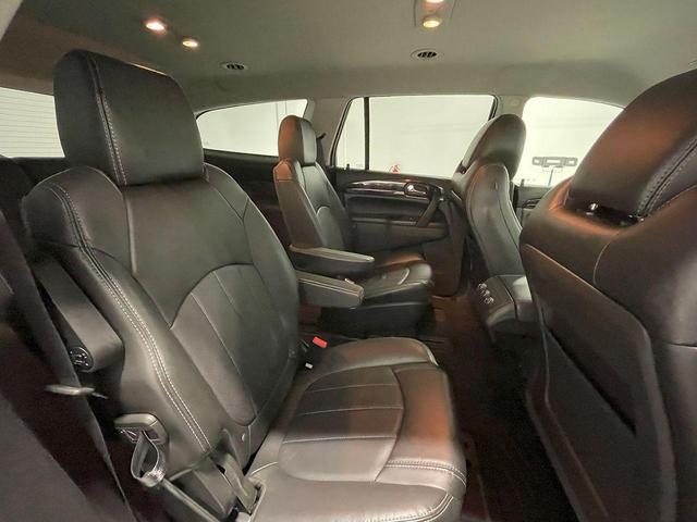 Photo of 2017 Summit White Buick Enclave