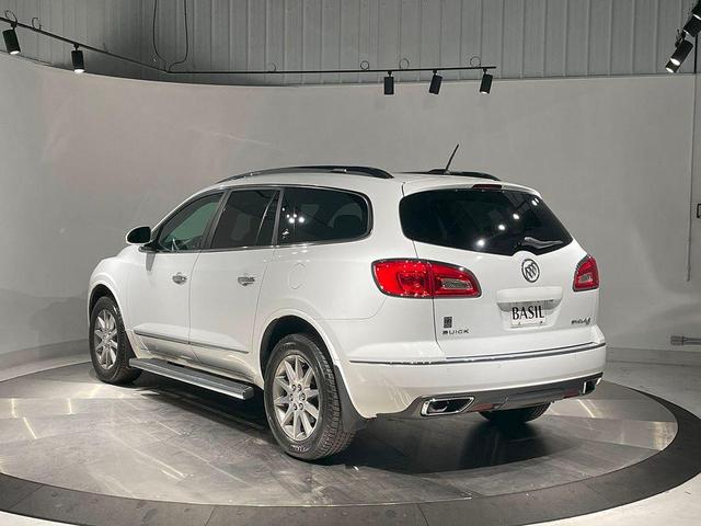 Photo of 2017 Summit White Buick Enclave