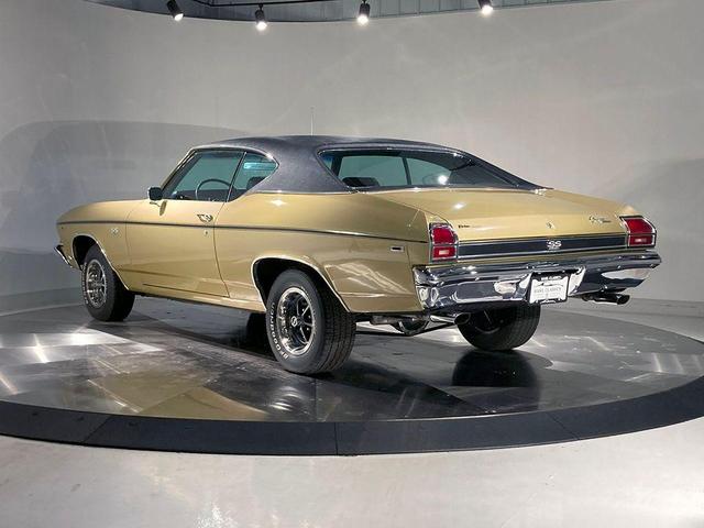 Photo of 1969 Gold Chevrolet Chevelle