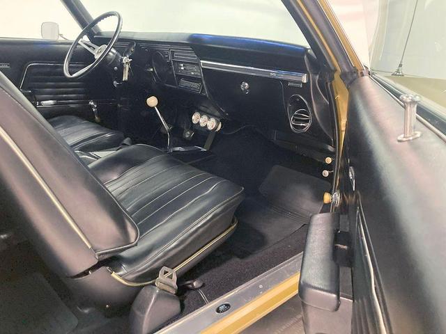 Photo of 1969 Gold Chevrolet Chevelle
