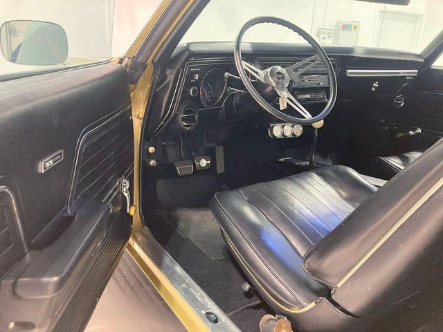 Photo of 1969 Gold Chevrolet Chevelle