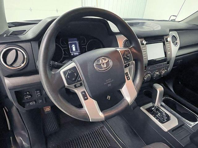 Photo of 2018 Gray Toyota Tundra