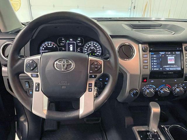 Photo of 2018 Gray Toyota Tundra