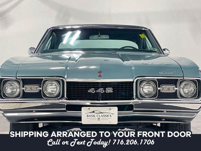 Photo of 1968 Blue Oldsmobile 442