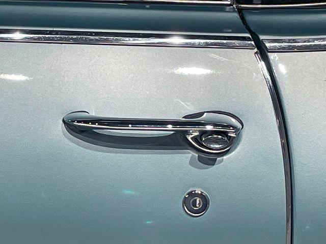 Photo of 1968 Blue Oldsmobile 442