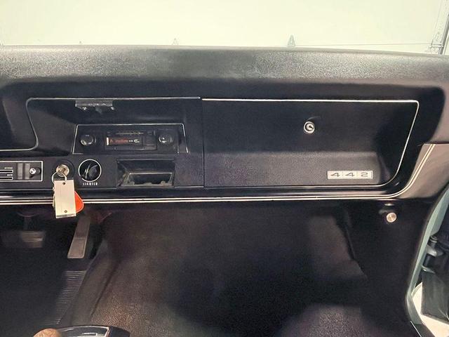 Photo of 1968 Blue Oldsmobile 442