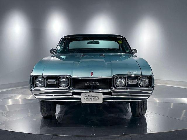 Photo of 1968 Blue Oldsmobile 442