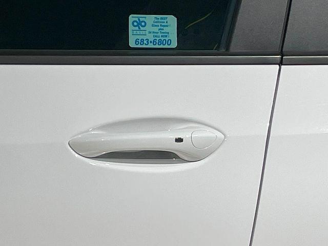 Photo of 2024 Summit White Chevrolet Trax